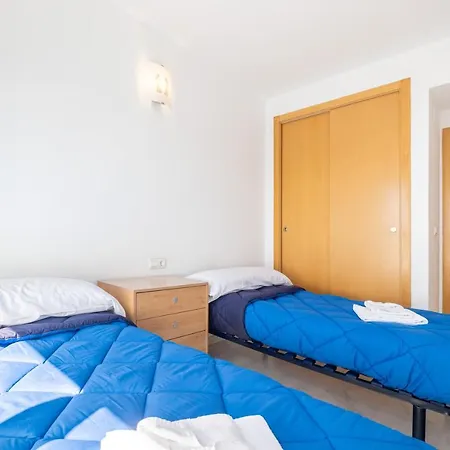 Torre Lugano Apartment Levante Beach *