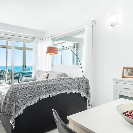 Torre Lugano Levante ベニドルム