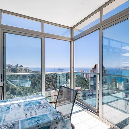 Torre Lugano Apartment Levante Beach *